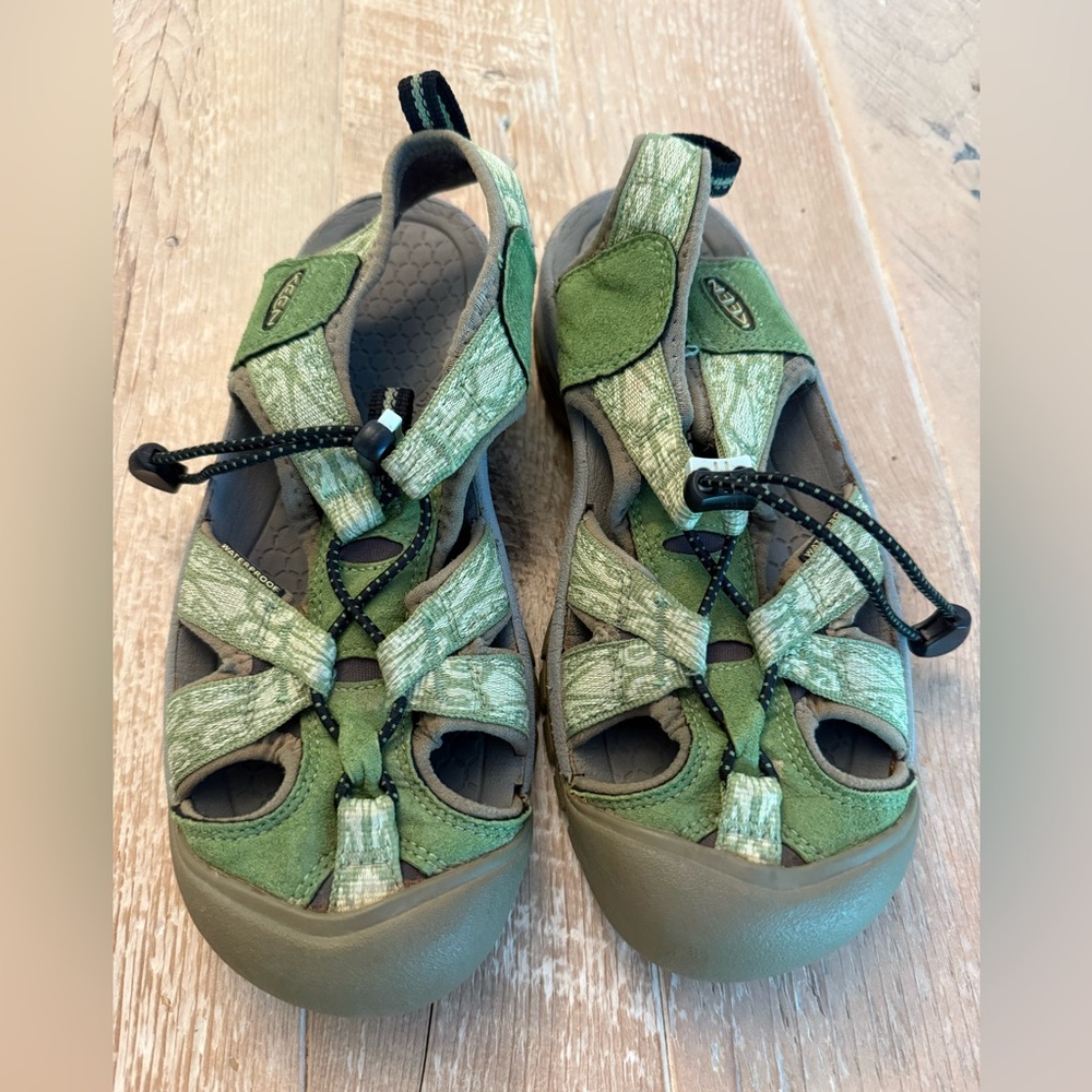 KEEN Venice H2 Hiking Sandals Women's Size 6.5 Green Waterproof - Picture 2 of 7